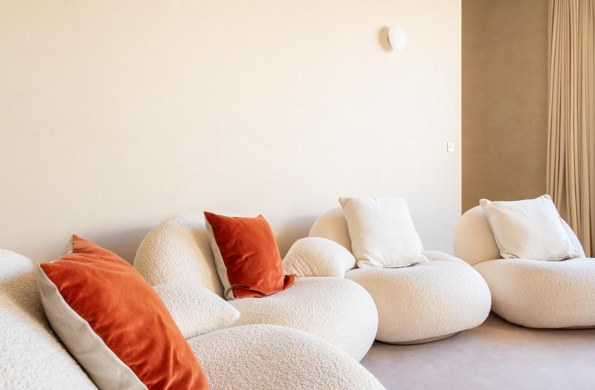 Lease Mobility L Champs-elysee & Eiffel View L Triplex 2br & Rooftop Parijs
