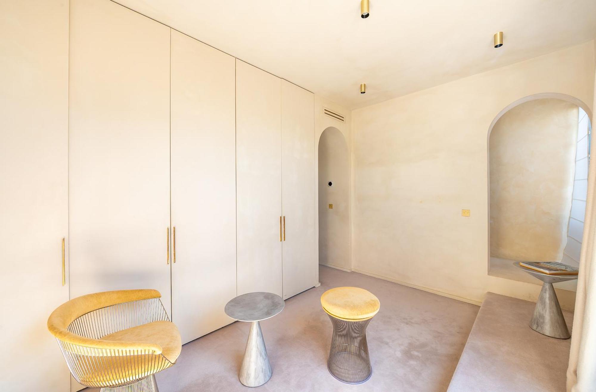 Lease Mobility L Champs-elysee & Eiffel View L Triplex 2br & Rooftop Appartement Parijs