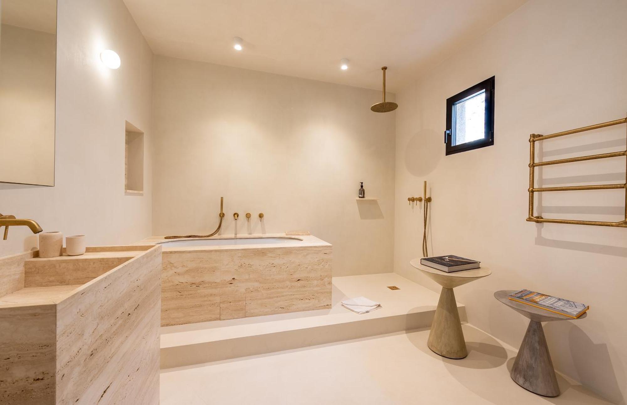 Appartement Lease Mobility L Champs-elysee & Eiffel View L Triplex 2br & Rooftop