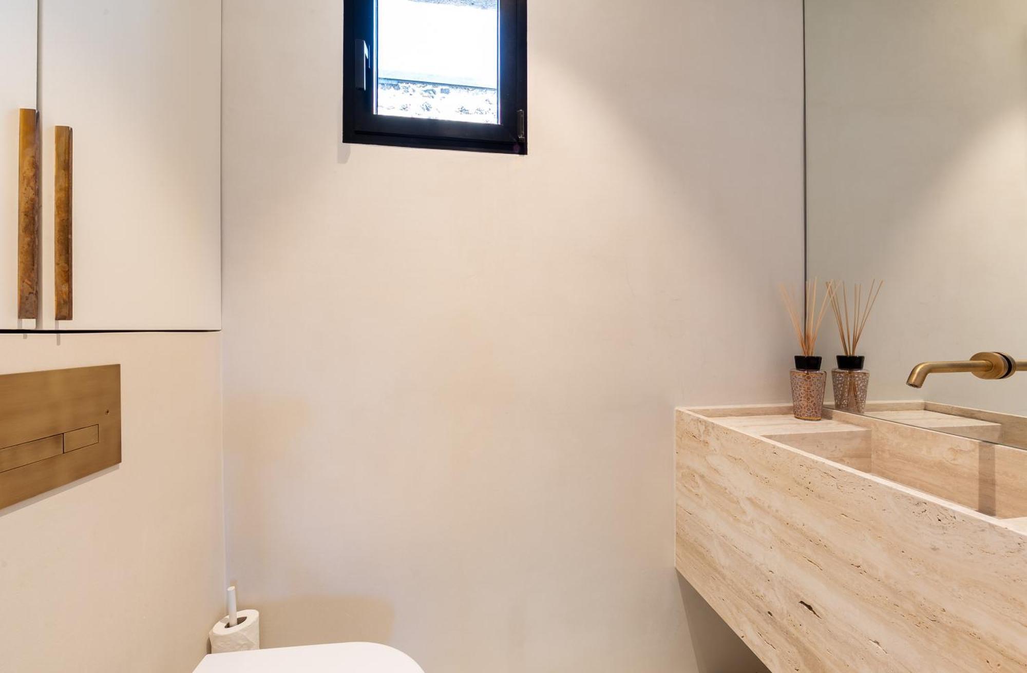Lease Mobility L Champs-elysee & Eiffel View L Triplex 2br & Rooftop Appartement Parijs