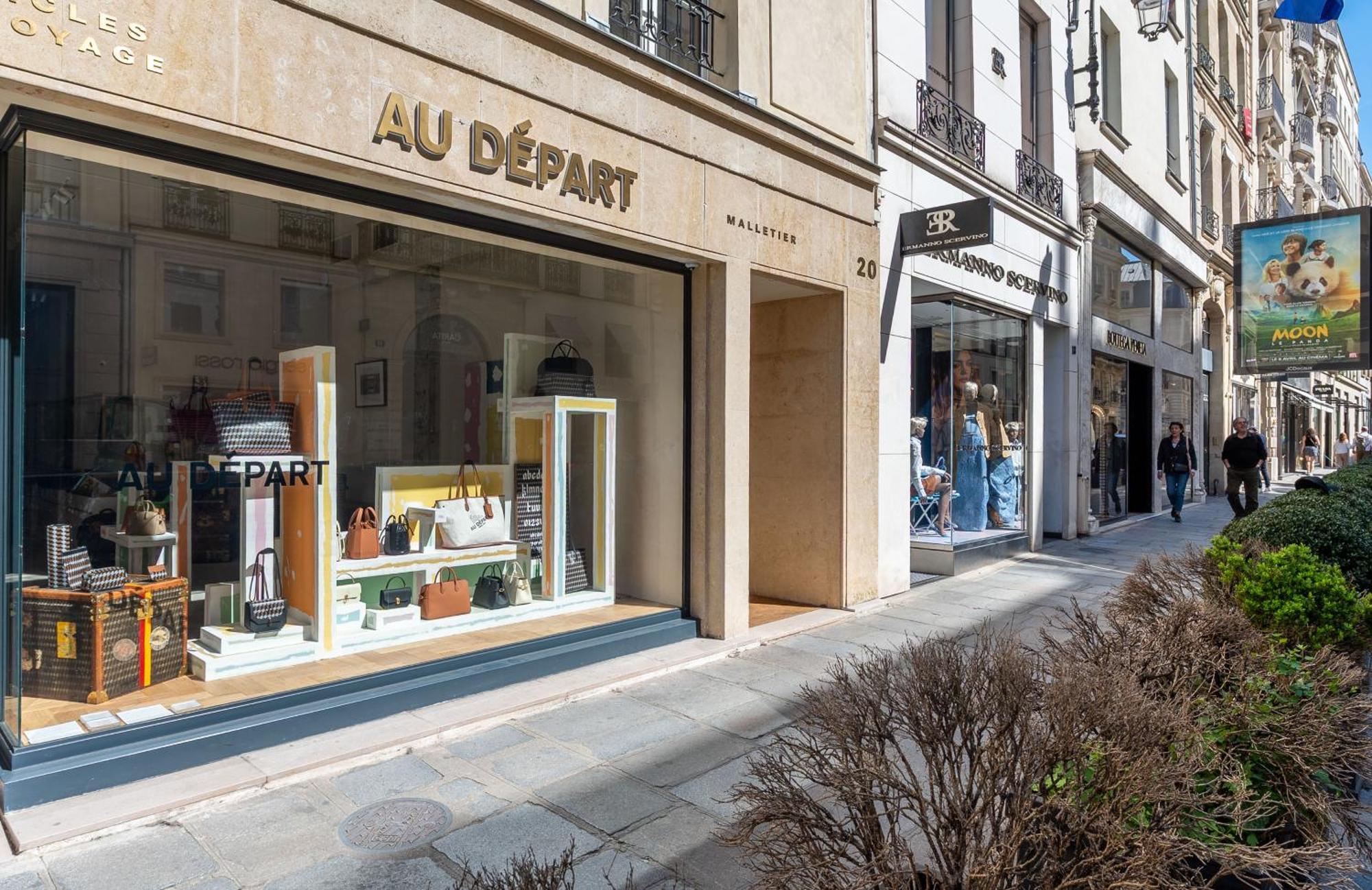 Lease Mobility L Champs-elysee & Eiffel View L Triplex 2br & Rooftop Appartement Parijs