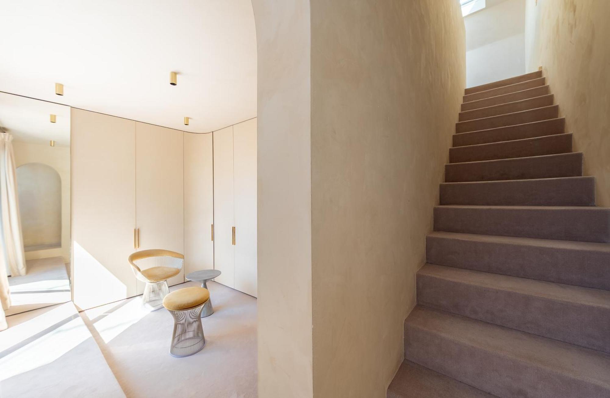 Appartement Lease Mobility L Champs-elysee & Eiffel View L Triplex 2br & Rooftop Paris